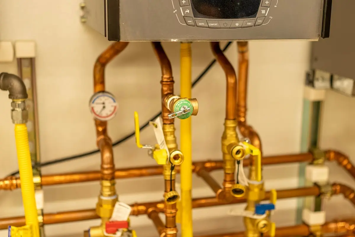 Licensed technician providing Pipe Repair for a homeowner in Waldorf